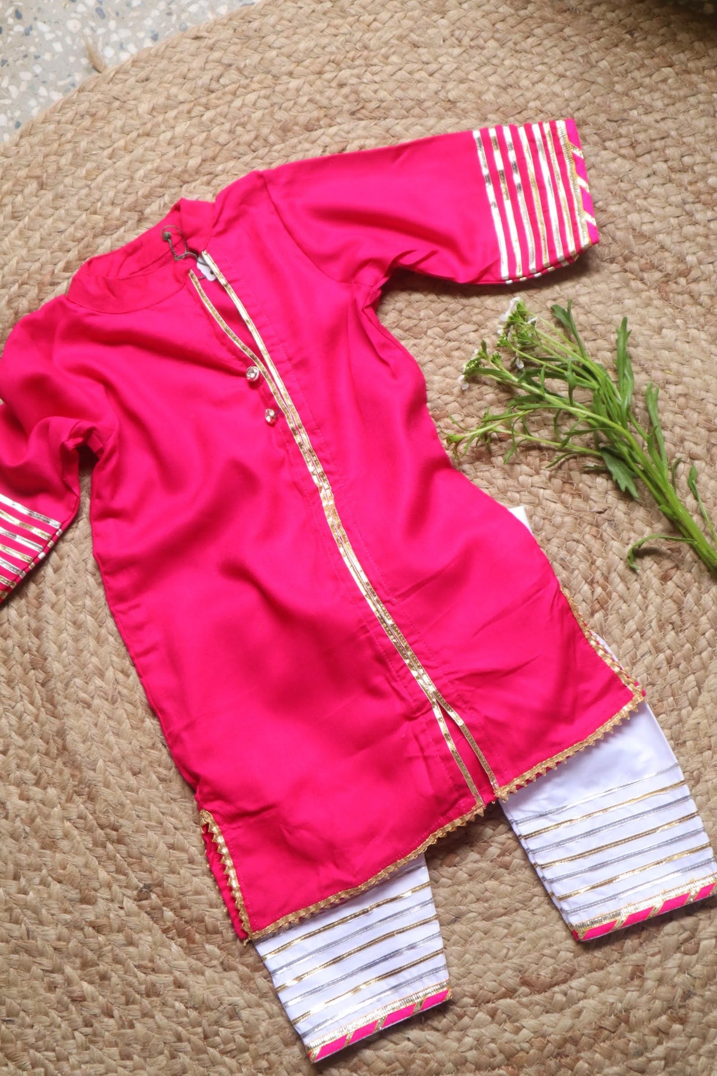 Pāṭalaḥ unisex suit for little kids